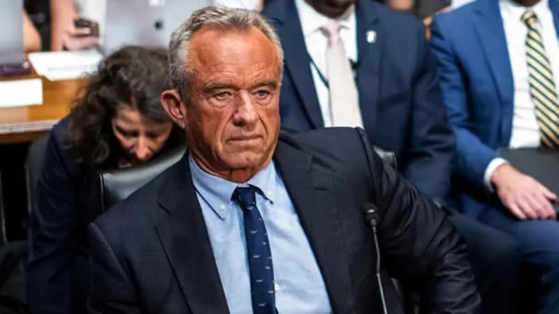 توصیه به تاخیر انداختن واکسن هپاتیت B برای کودکان توسط پنل واکسن RFK Jr