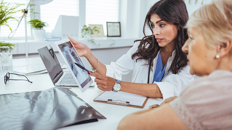 مطالعه جدید حمایت‌ کننده از غربالگری سرطان ریه تا سن 80 سال